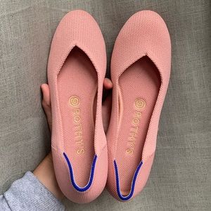 Rothys Flats in Coral size 8 NWOT
